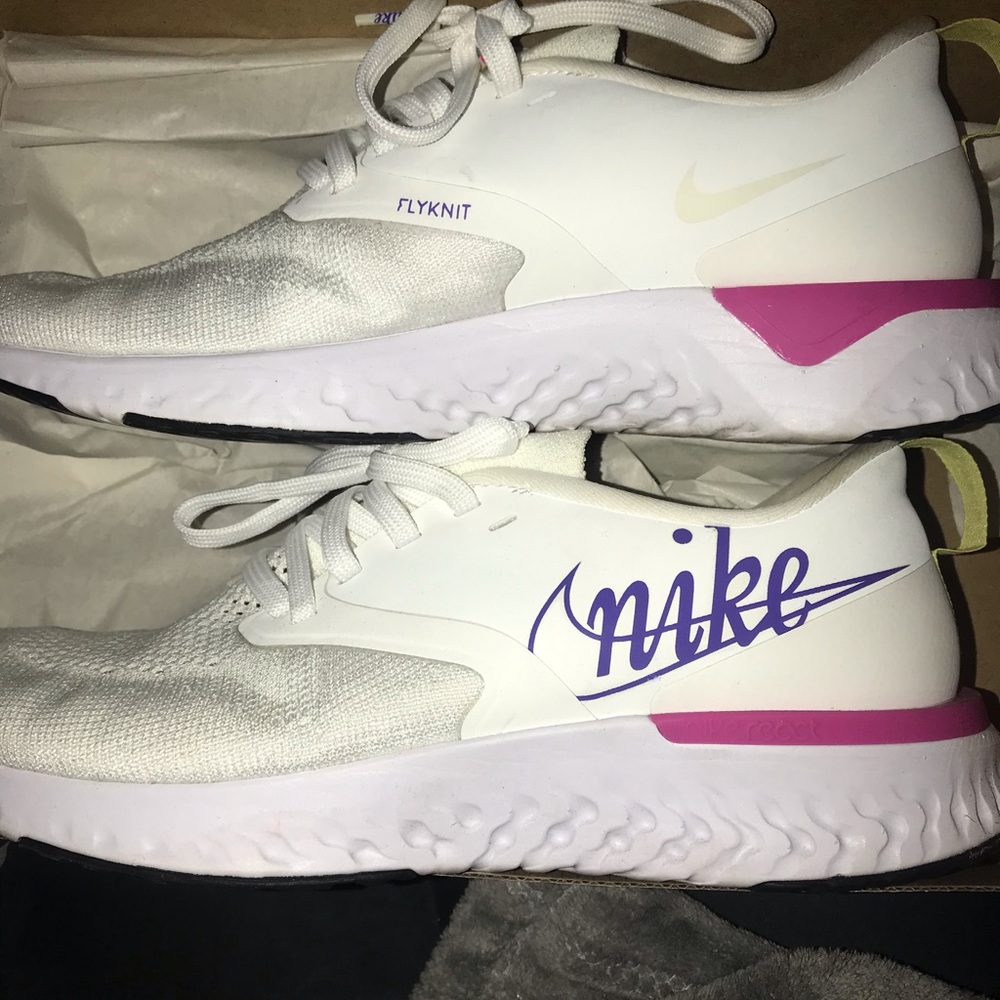 Nike Odyssey React 2 Women's Flyknit Shoes